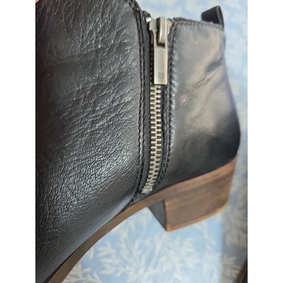 Lucky Brand Basel Black Soft Leather Bootie Womens Size 7.5 Block Heel - Picture 13 of 13